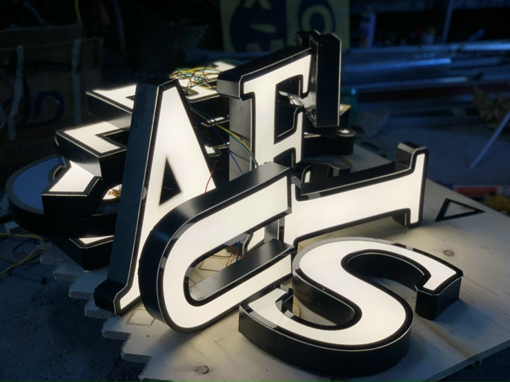 Làm biển quảng cáo khu vực Lạc long Quân Hà Nội