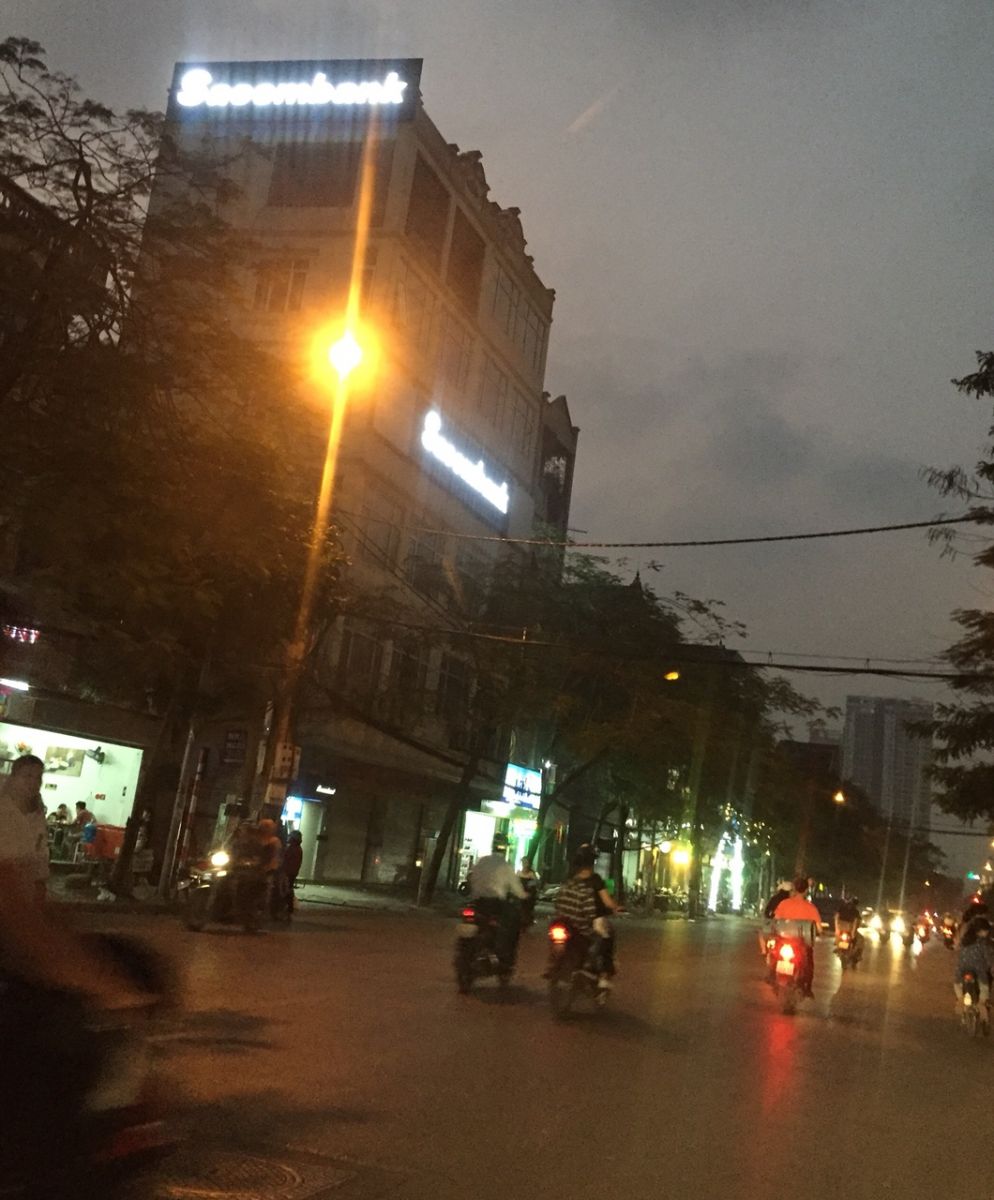 Thi công biển hiệu tại Hà Nội