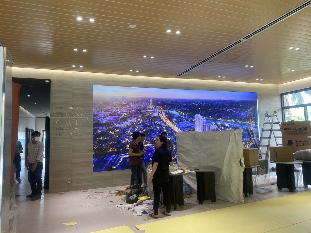 Dịch vụ làm biển quảng cáo HCM, Hà Nội đáp ứng mọi yêu cầu của quý khách