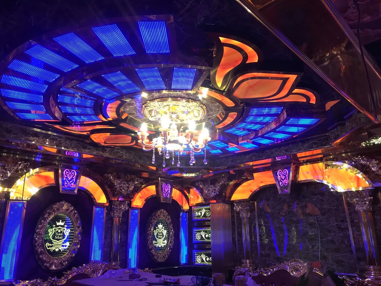 Phòng dạng tân cổ điển