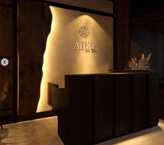 Biển hiệu đẹp tại sảnh lễ tân